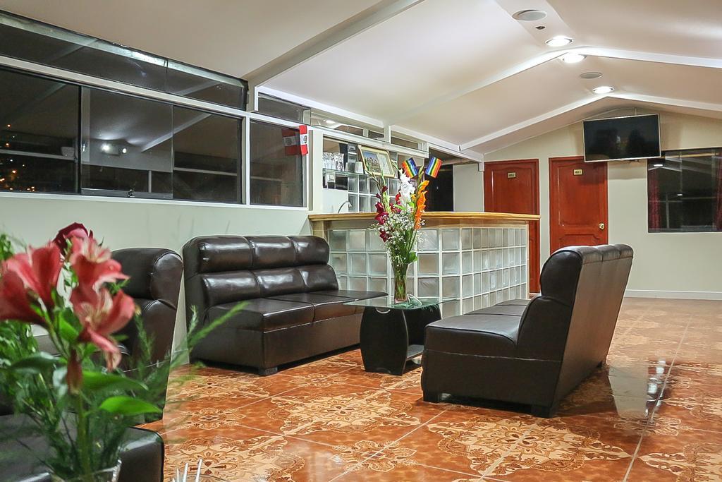 Hotel Elmer-Z Cuzco Buitenkant foto