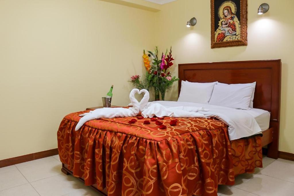 Hotel Elmer-Z Cuzco Buitenkant foto