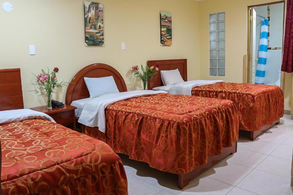 Hotel Elmer-Z Cuzco Buitenkant foto